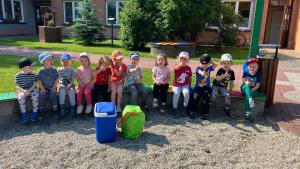 c0df6d63-0096-4b92-813b-4692cf36d774-1